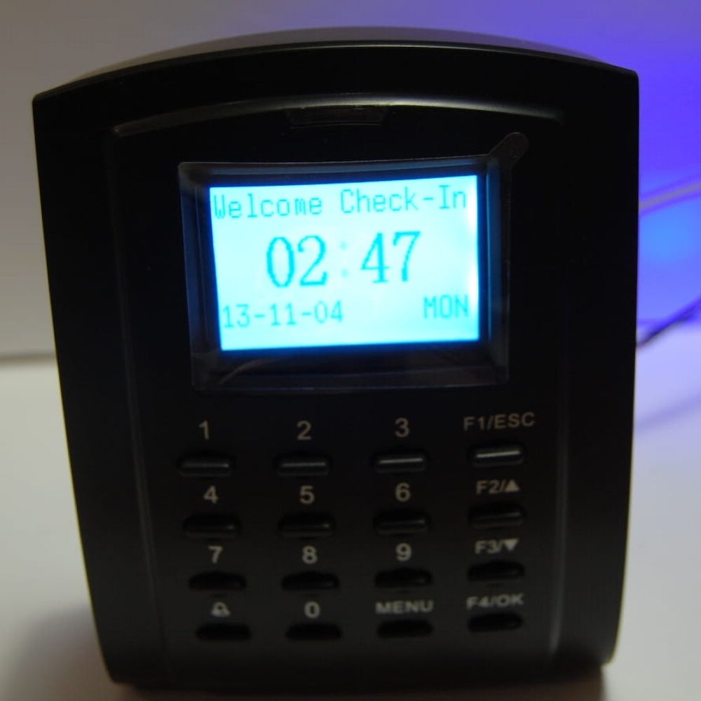 rejestracja czasu pracy za pomocą karty dostępu