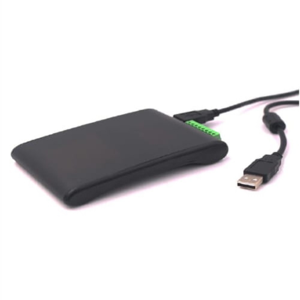 Long-range UHF RFID reader